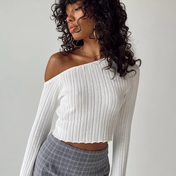 Princess Polly One-Shoulder White Ribbed Sweater - Picture 3 of 4